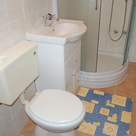 Ferienwohnung Fuer 4 Personen Ca 65 Qm In Milcetici, Kvarner Bucht Krk Διαμέρισμα