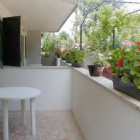 Ferienwohnung Fuer 4 Personen Ca 65 Qm In Milcetici, Kvarner Bucht Krk * Malinska
