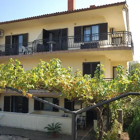 Ferienwohnung Fuer 4 Personen Ca 65 Qm In Milcetici, Kvarner Bucht Krk Malinska